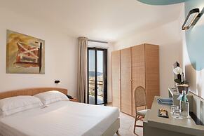 Rina Hotel