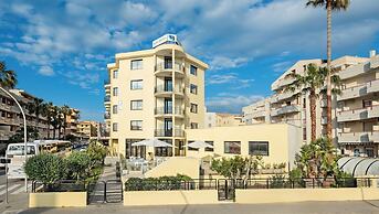 Rina Hotel