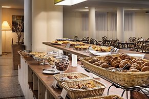 Rina Hotel