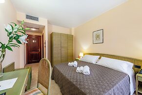 Rina Hotel