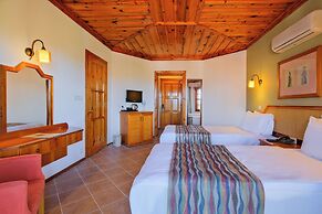 Montana Pine Resort - All Inclusive