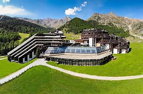 Blu Senales Active & Family Resort