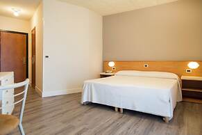 Hotel Royal Village
