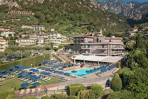 Hotel Royal Village