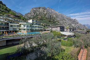 Hotel Royal Village