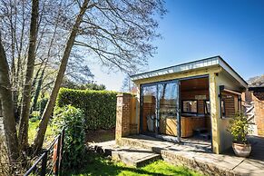 Tewinbury Farm Hotel