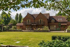 Tewinbury Farm Hotel