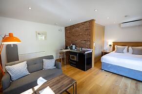 Tewinbury Farm Hotel