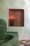 Dreams Luxury Suites
