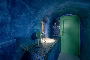Dreams Luxury Suites