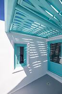 Dreams Luxury Suites