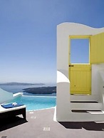 Dreams Luxury Suites