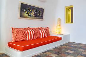 Dreams Luxury Suites