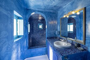 Dreams Luxury Suites