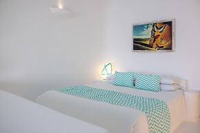 Dreams Luxury Suites