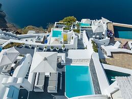 Dreams Luxury Suites