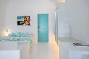 Dreams Luxury Suites