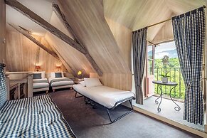 Le Chateau De Candie