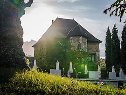 Le Chateau De Candie