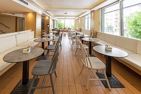 Parnon Hotel