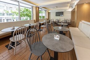 Parnon Hotel