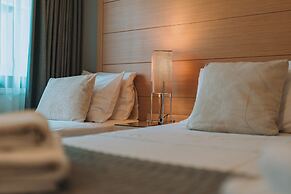 Parnon Hotel