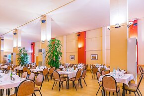 Xon's Platja ApartHotel