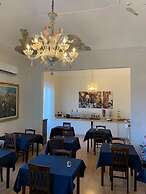 38 Aira Hotels
