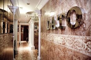 Hotel Dato