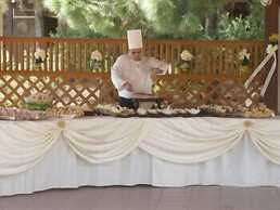 Hotel Club Mezzaluna
