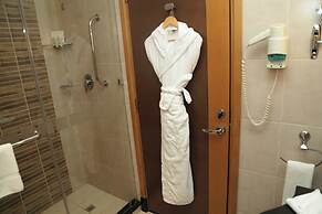 Copthorne Al Jahra Hotel & Resort