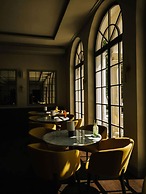 Anna Grand Hotel