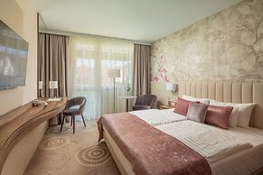 Hotel Carbona Thermal Spa