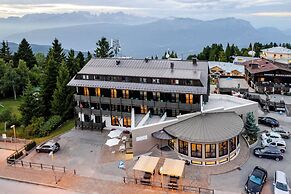 Dolomiti Chalet Hotel