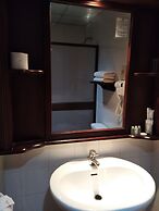 Kinabalu Daya Hotel