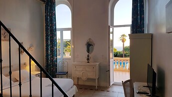 Hotel L Orangeraie