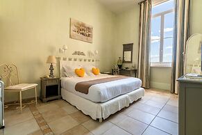 Hotel L Orangeraie