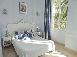 Hotel L Orangeraie