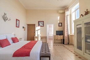 Hotel L Orangeraie
