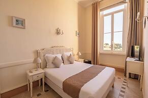 Hotel L Orangeraie