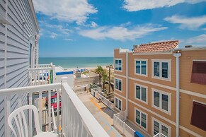 Seaside Amelia Inn