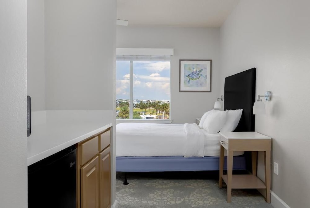 Seaside Amelia Inn