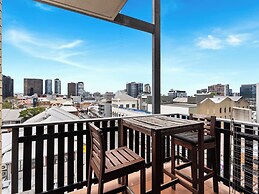 Central Brunswick Apartment Hotel
