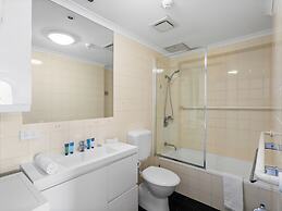 Central Brunswick Apartment Hotel