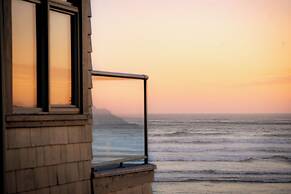 Long Beach Lodge Resort
