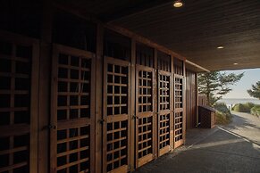 Long Beach Lodge Resort