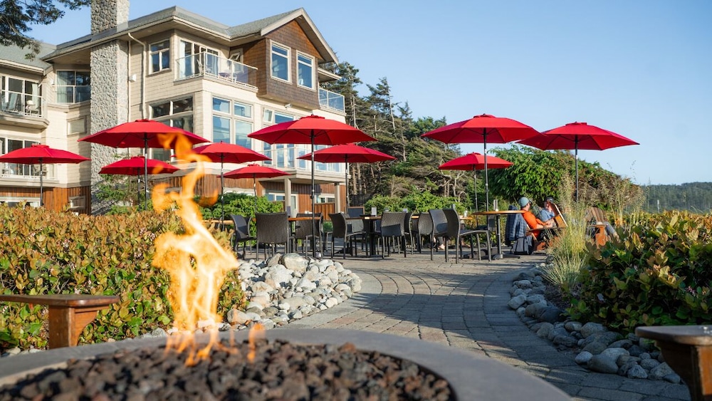 Long Beach Lodge Resort
