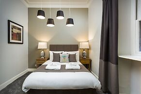 St. Giles Apartment