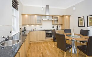 St. Giles Apartment