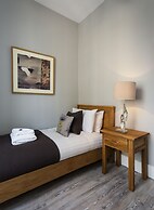 St. Giles Apartment